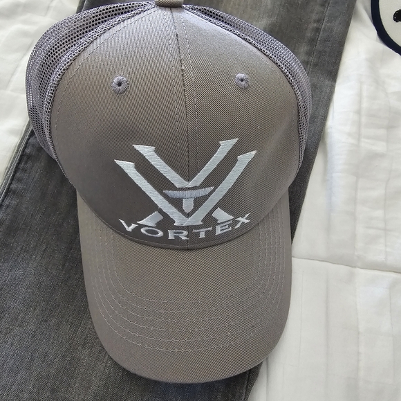 Vortex trucker style hat - Picture 1 of 2
